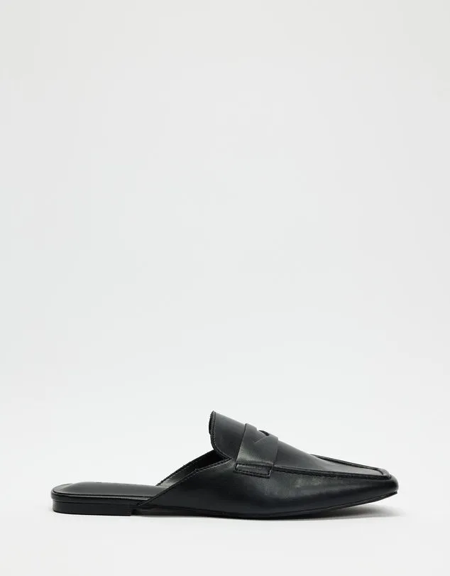 Billini Izadora Slide- Black