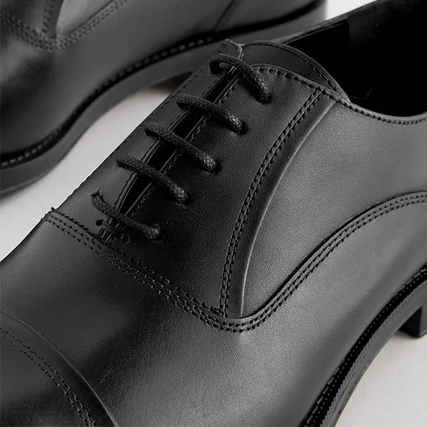 Black Leather Oxford Toecap Shoes