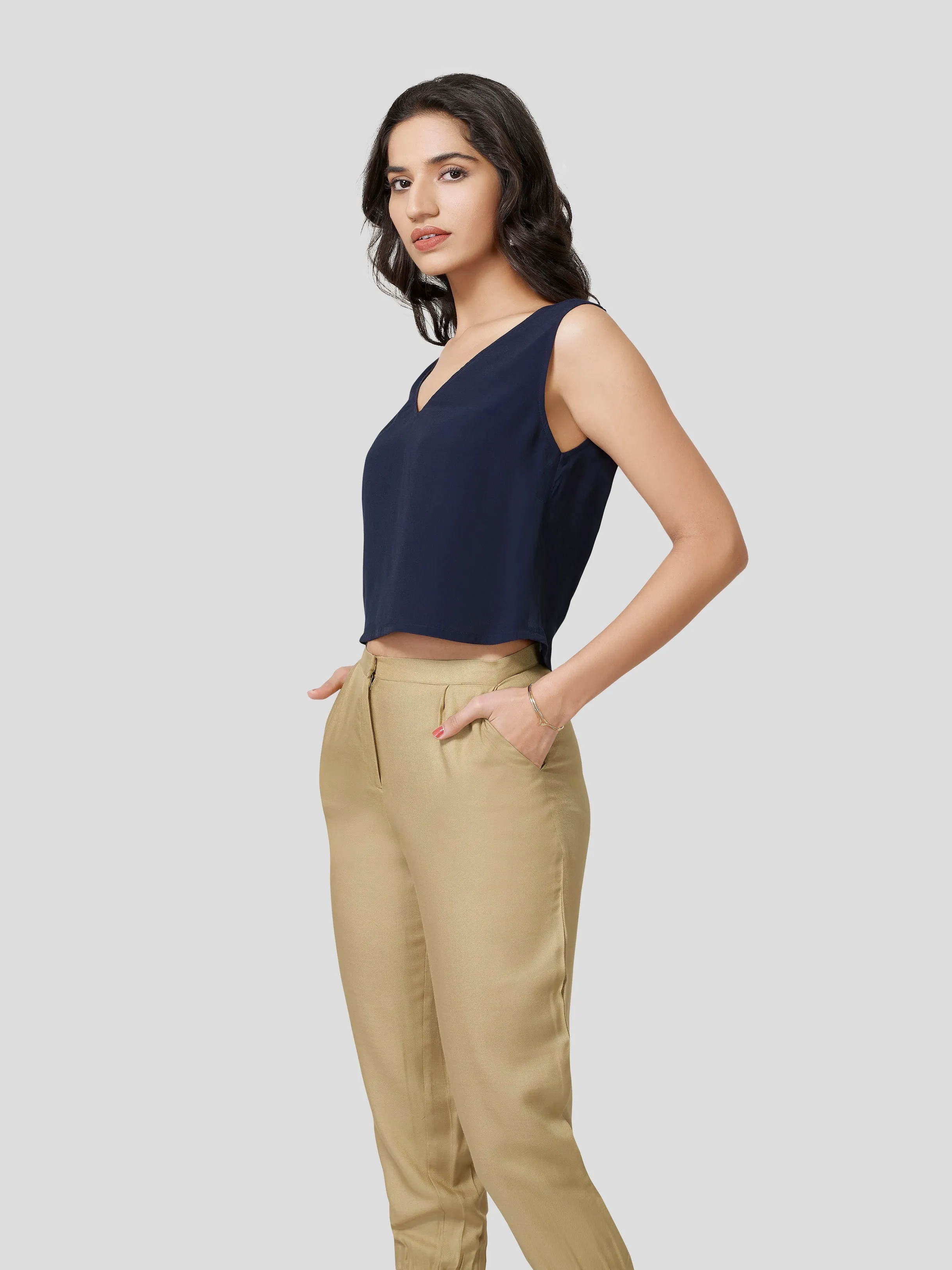 Effulgent Poise V Neck Crop Top