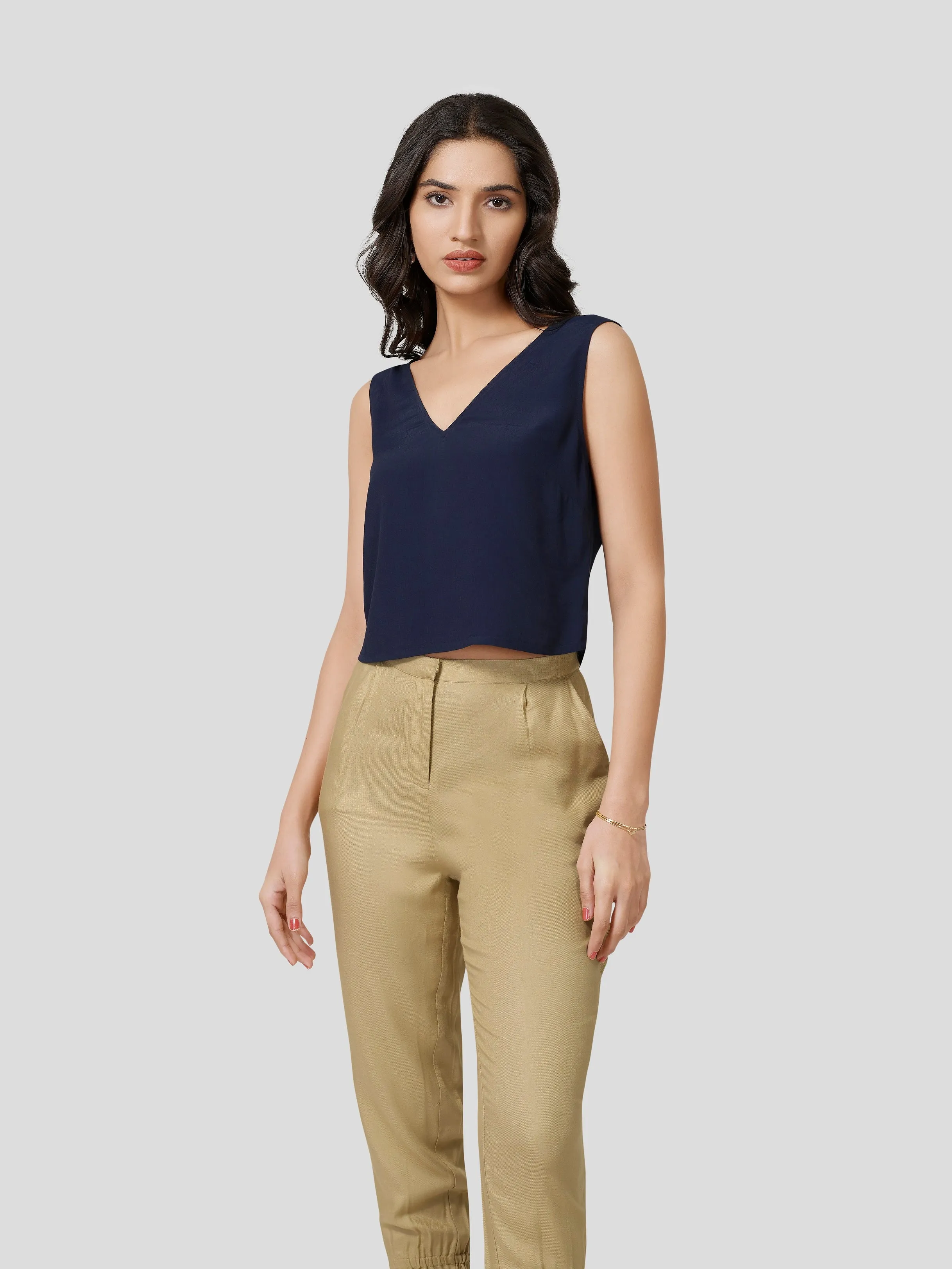 Effulgent Poise V Neck Crop Top