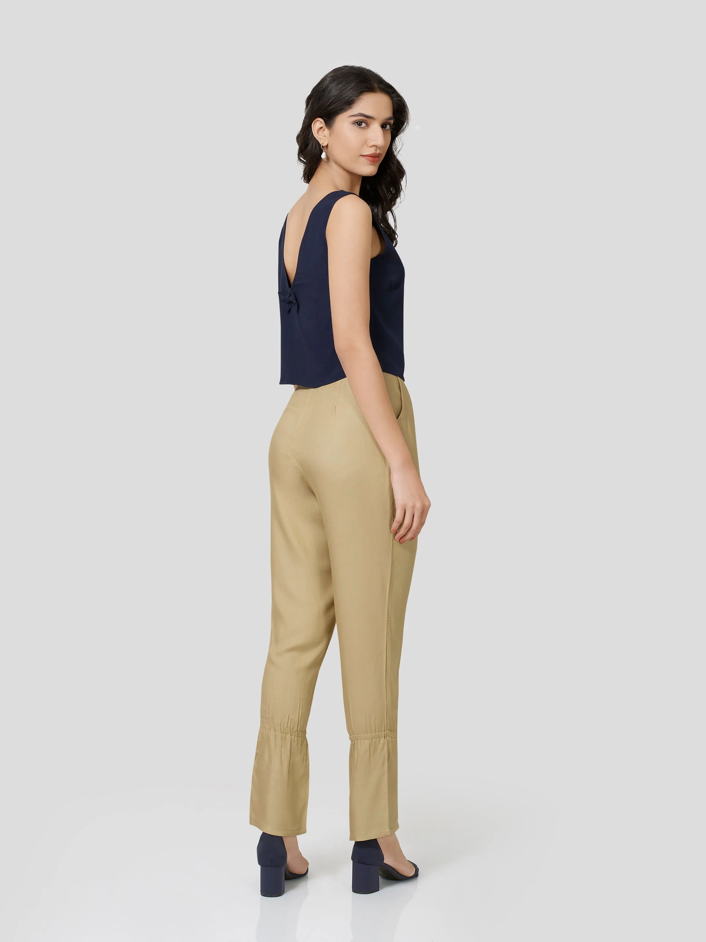 Effulgent Poise V Neck Crop Top