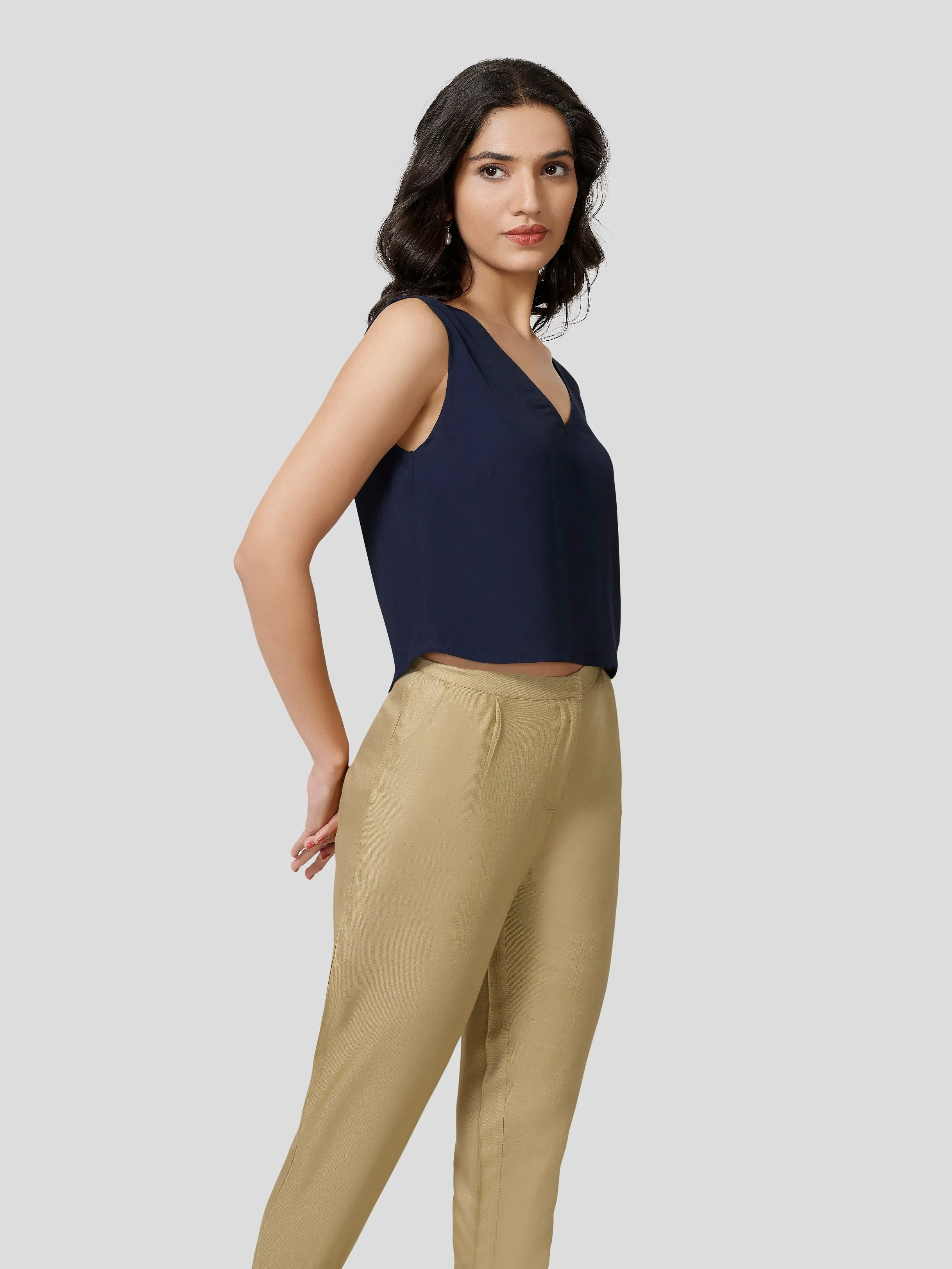 Effulgent Poise V Neck Crop Top