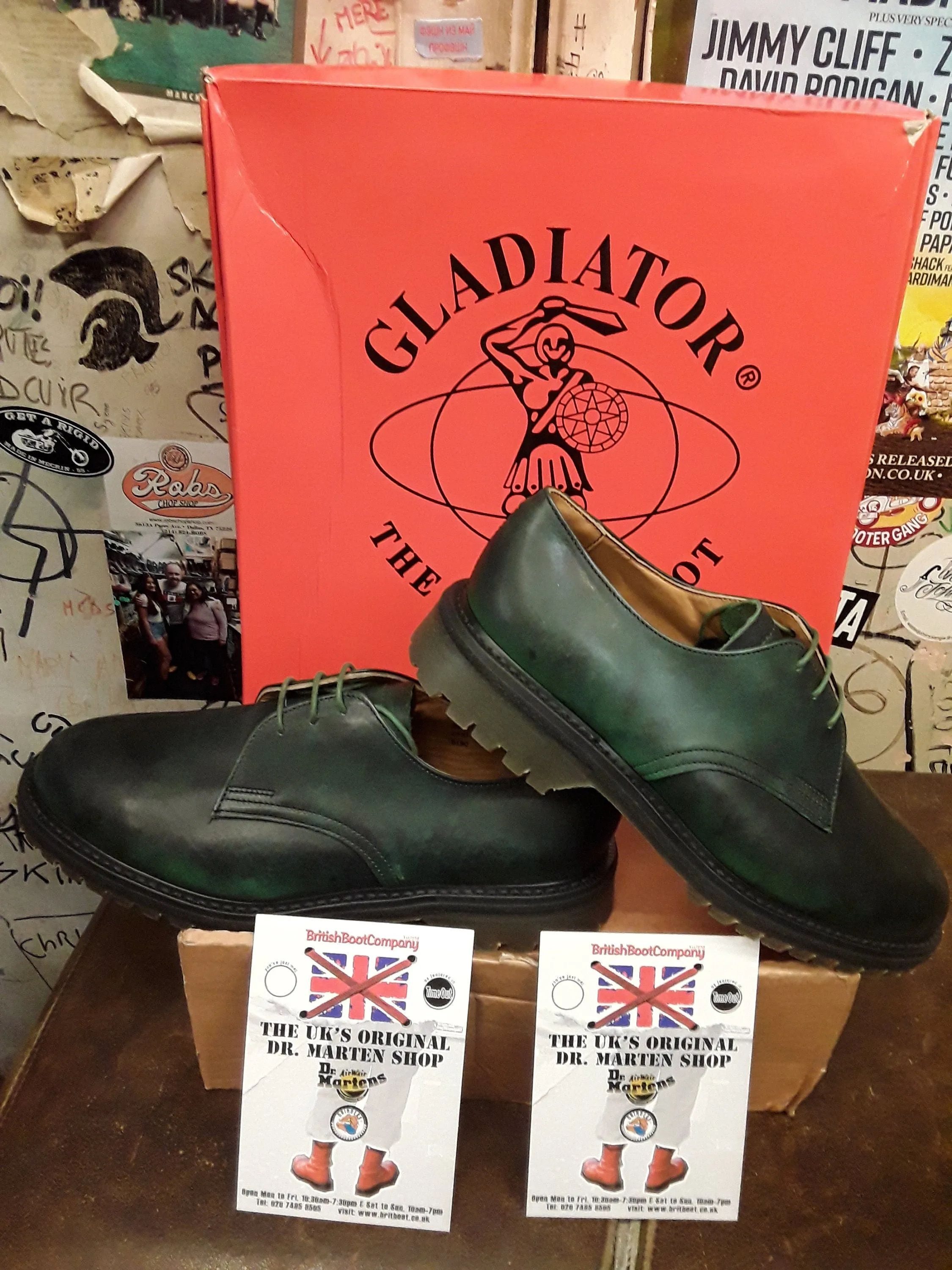 Gladiator 3 Hole Made in England Green Waxy Leather Size 10