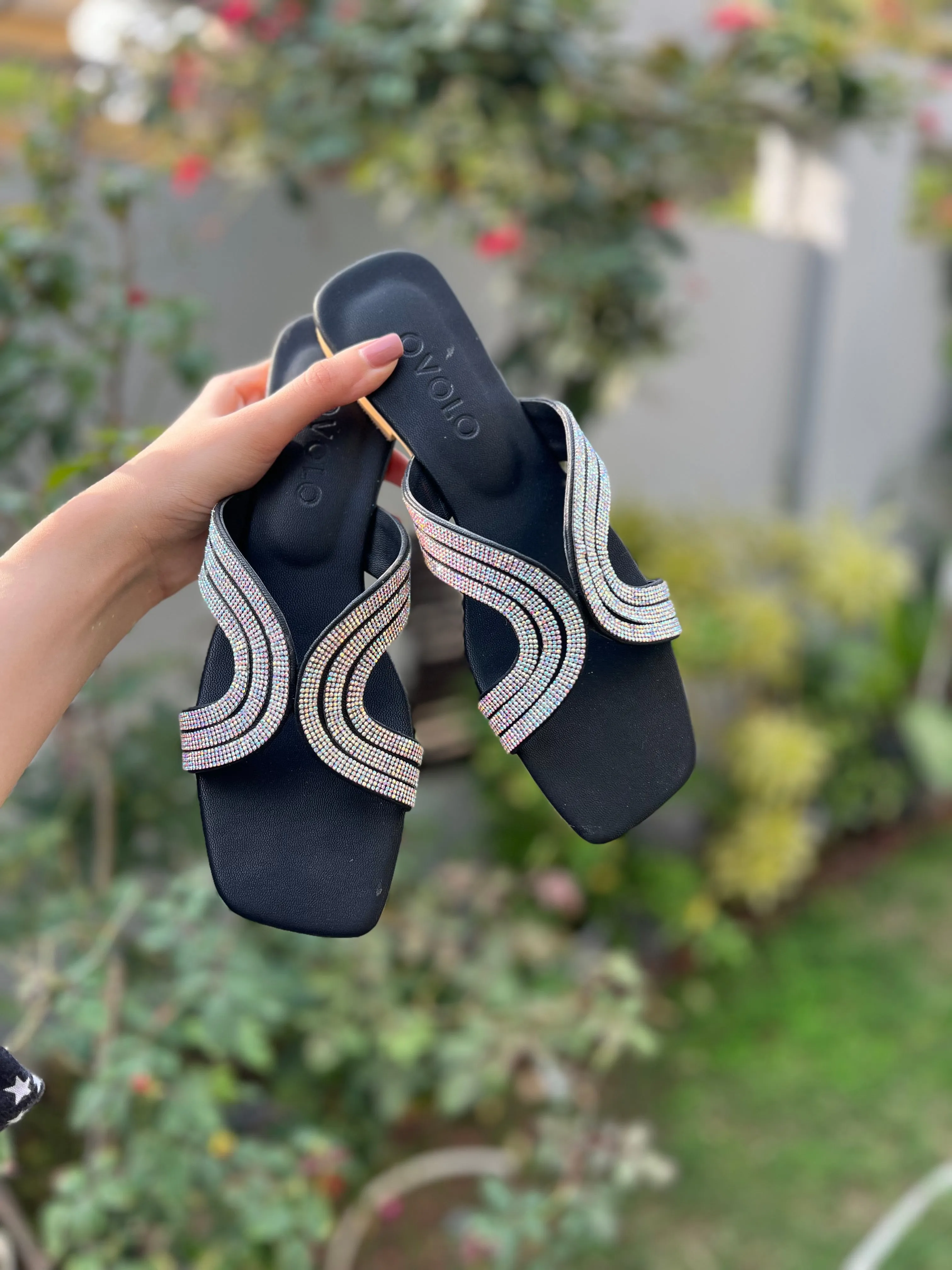 Julia Slides - Black
