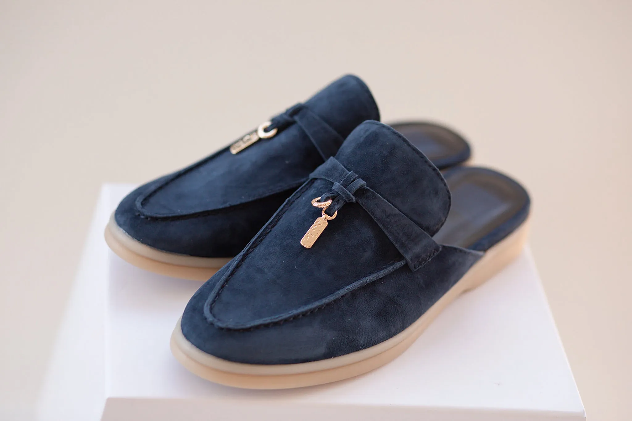 Lasail Flats in Navy Suede