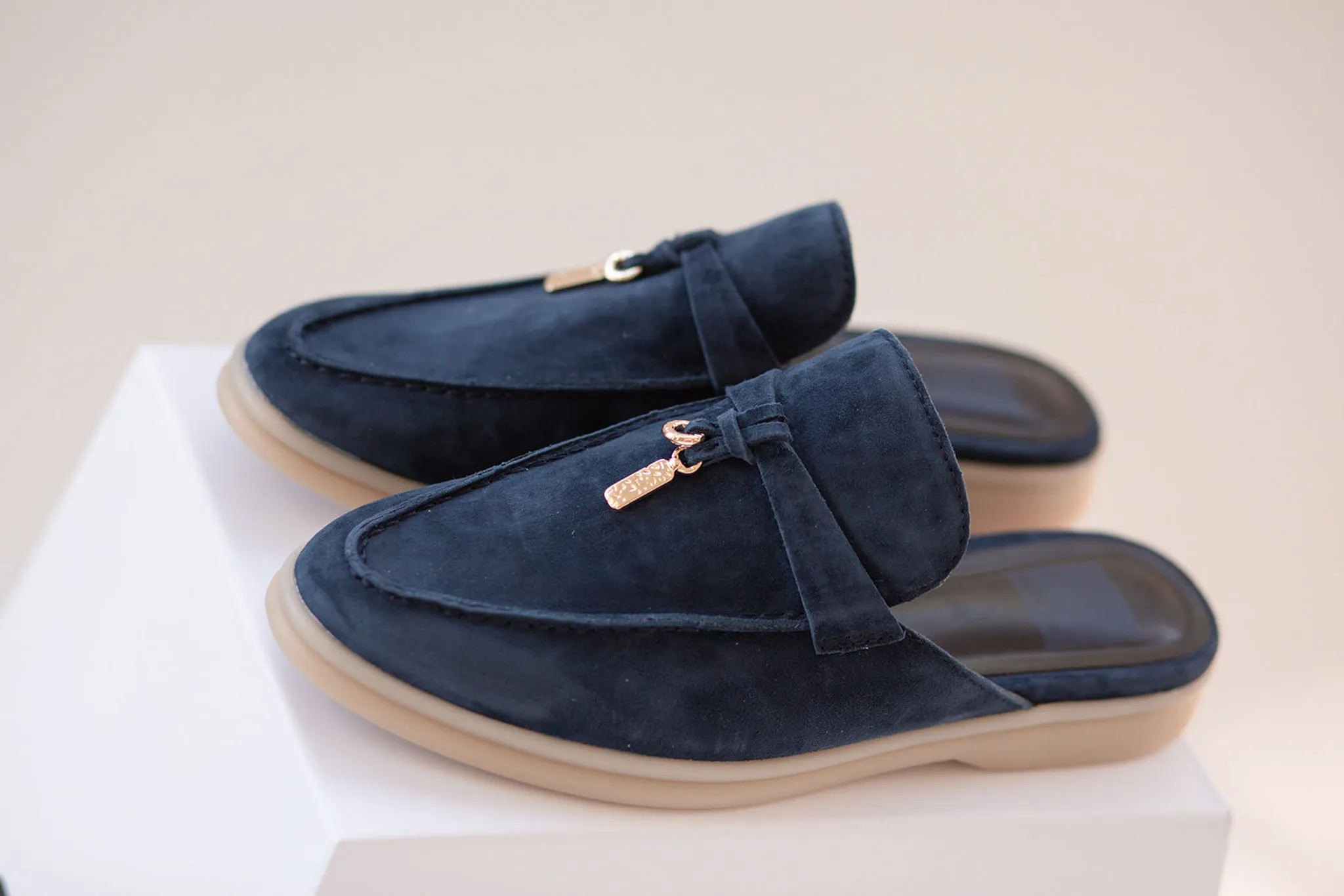 Lasail Flats in Navy Suede